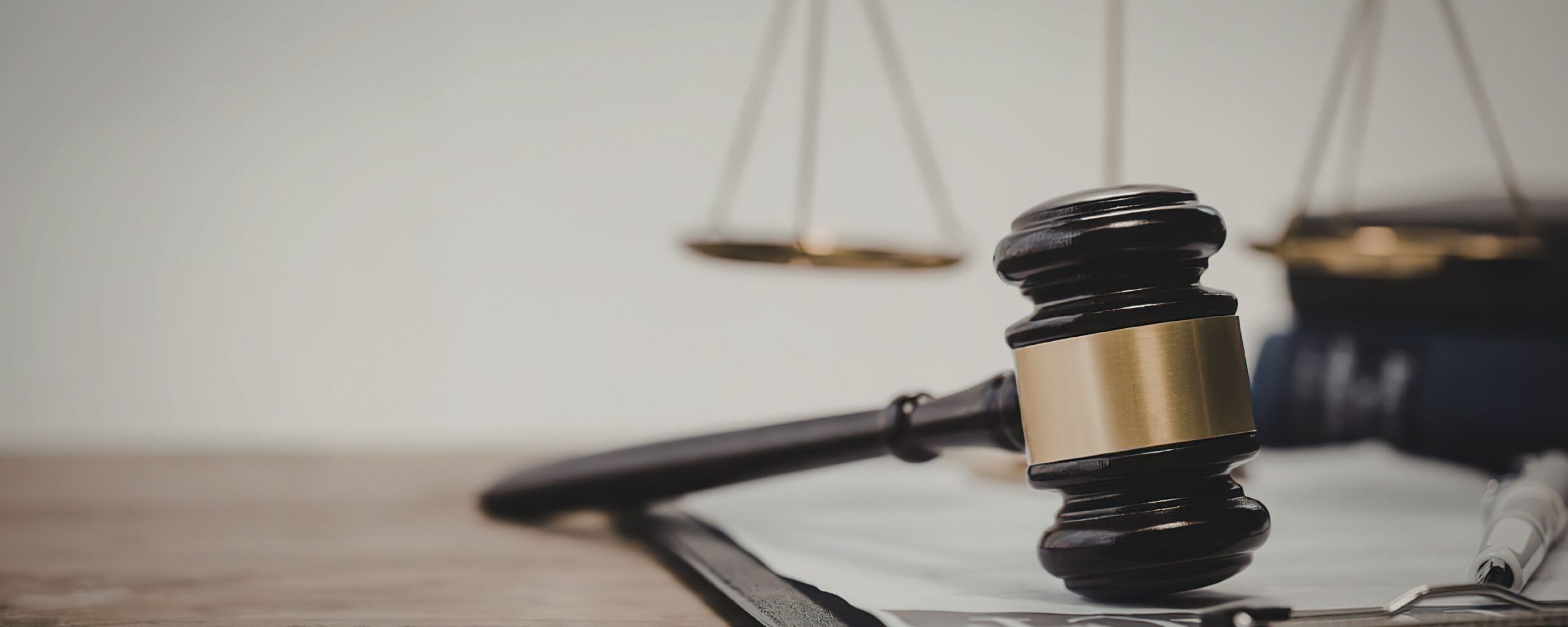 differences between civil and criminal litigation